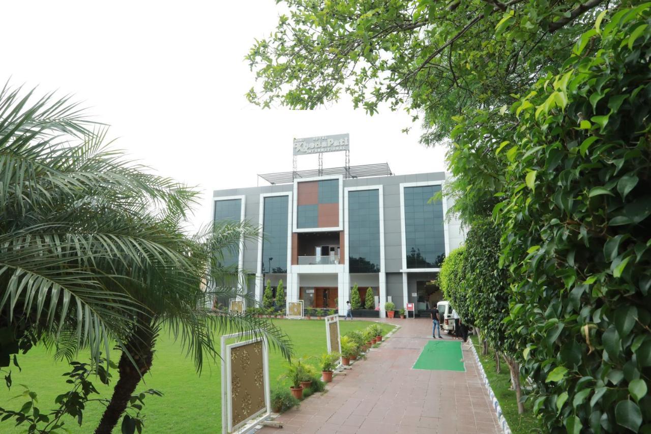Hotel Shri Khedapati International Dewas Dış mekan fotoğraf